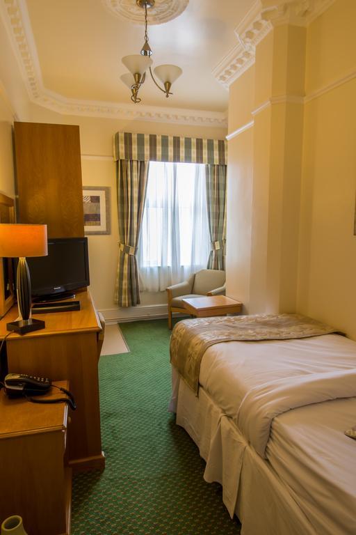 A Park View Hotel Wolverhampton Kültér fotó
